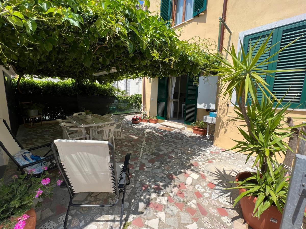 Casa Vanni Vada Exterior photo